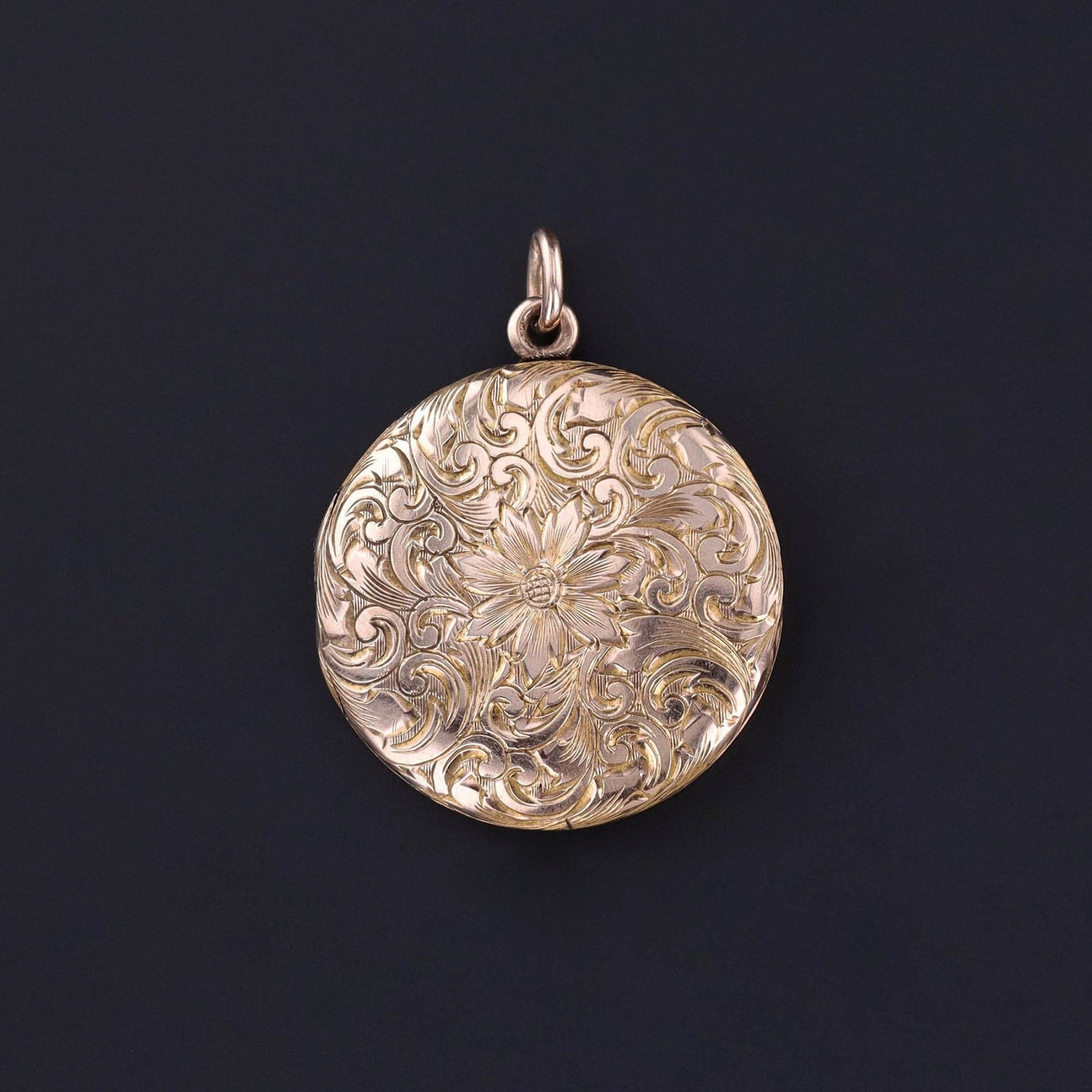 Victorian Floral Locket of 9ct Gold - Trademark Antiques