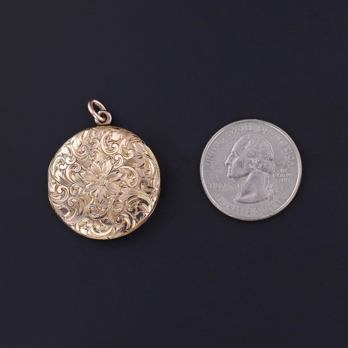 Victorian Floral Locket of 9ct Gold - Trademark Antiques