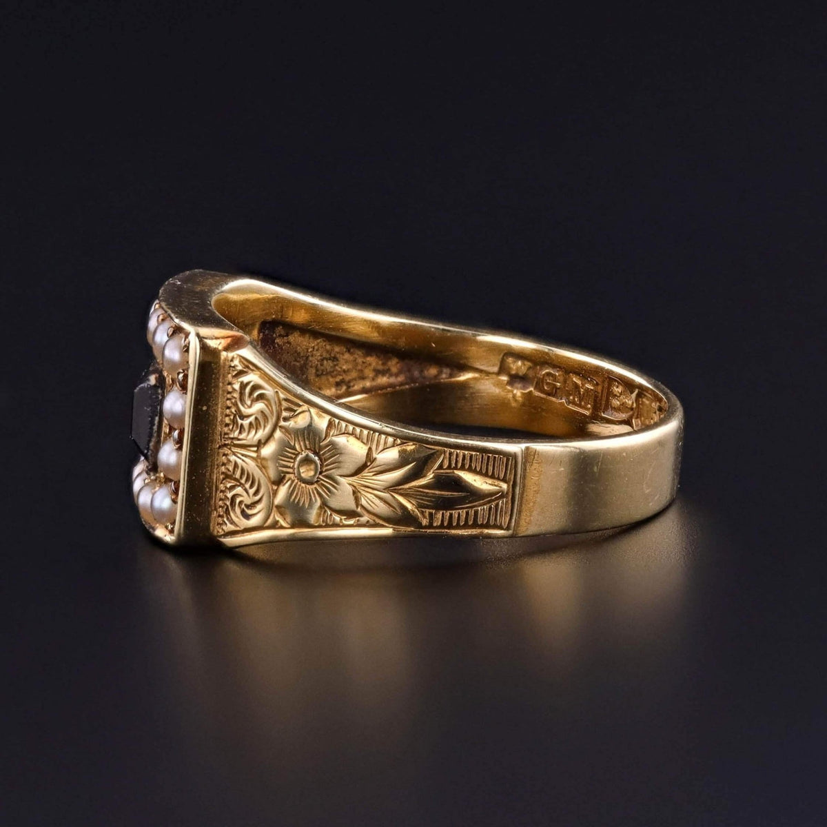 Victorian Garnet and Pearl Ring of 15k Gold - Trademark Antiques
