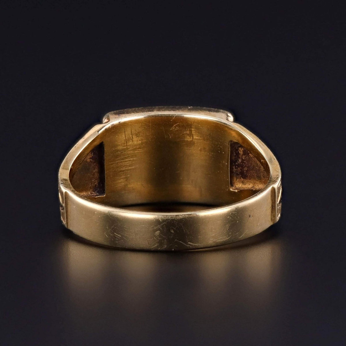 Victorian Garnet and Pearl Ring of 15k Gold - Trademark Antiques