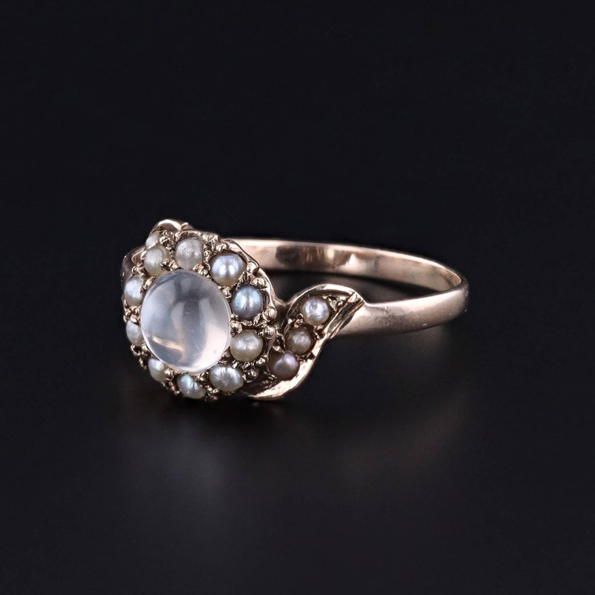 Victorian Moonstone and Pearl Ring of 9ct Gold - Trademark Antiques