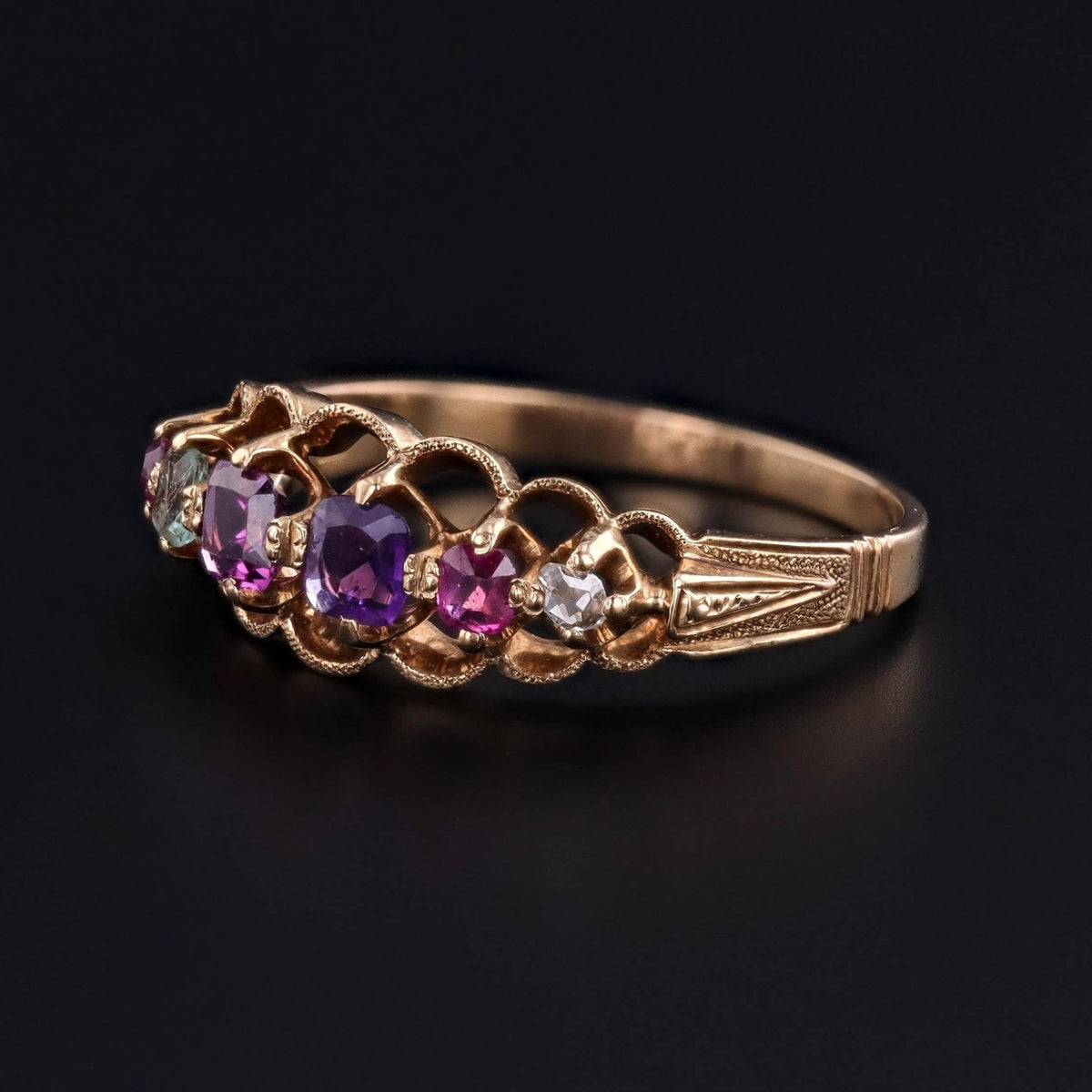 Victorian Regard Acrostic Ring of 16ct Gold - Trademark Antiques