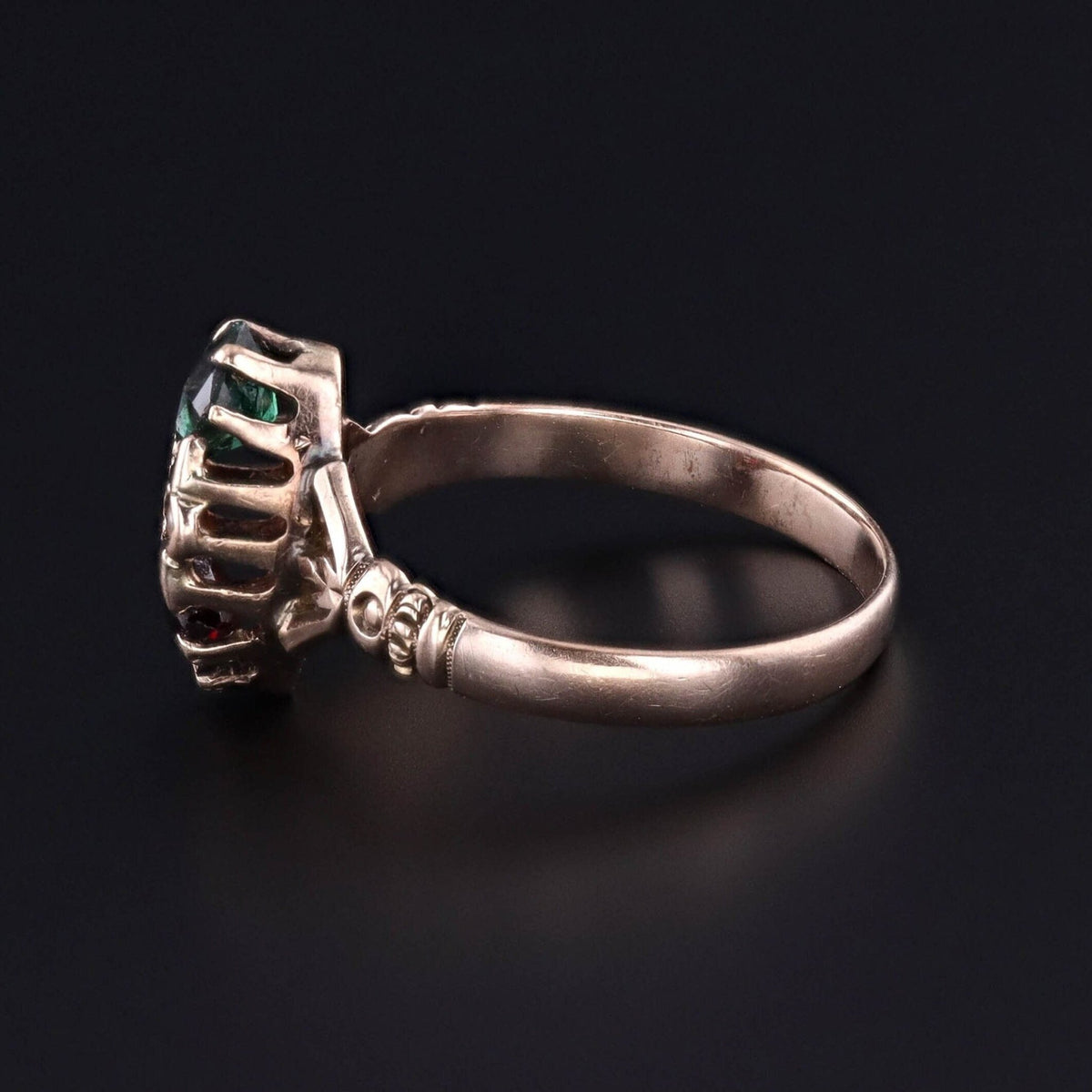 Victorian Ring of 9ct Gold - Trademark Antiques