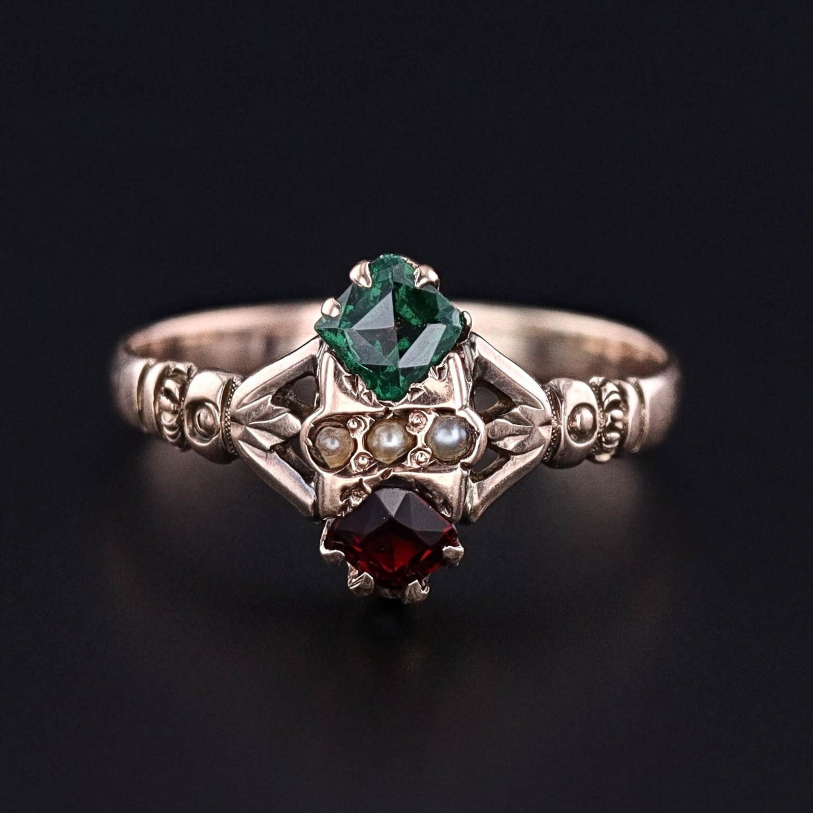 Victorian Ring of 9ct Gold - Trademark Antiques