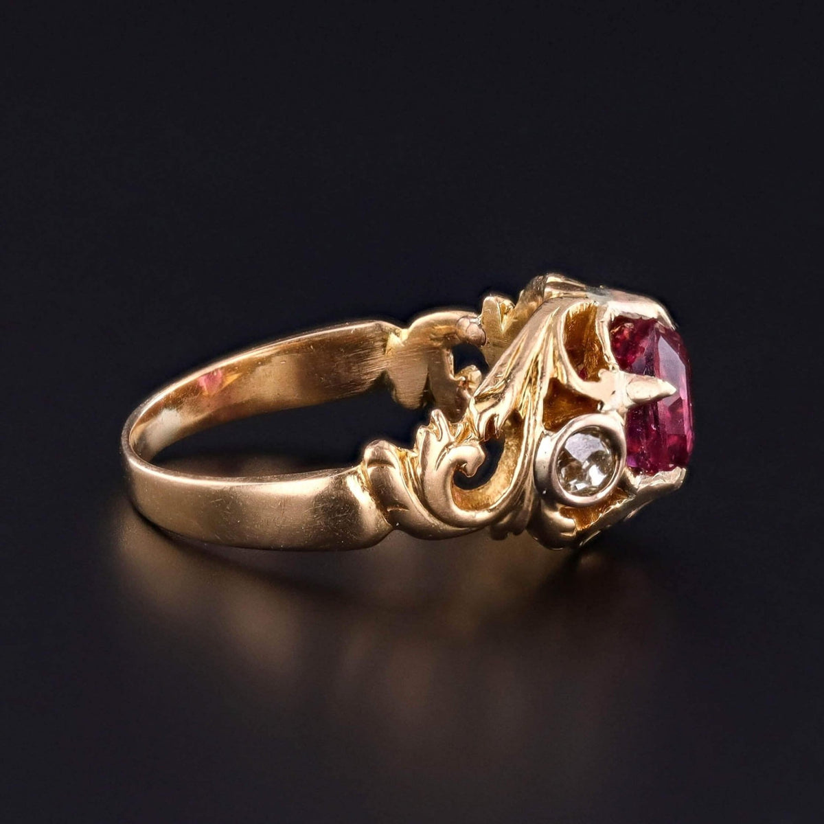 Victorian Rubellite Tourmaline and Diamond Ring of 18k Gold - Trademark Antiques