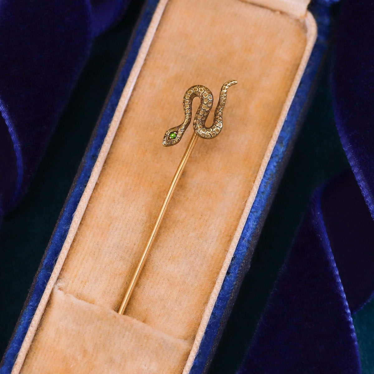 Victorian Snake Stickpin of 14k and 17k Gold - Trademark Antiques