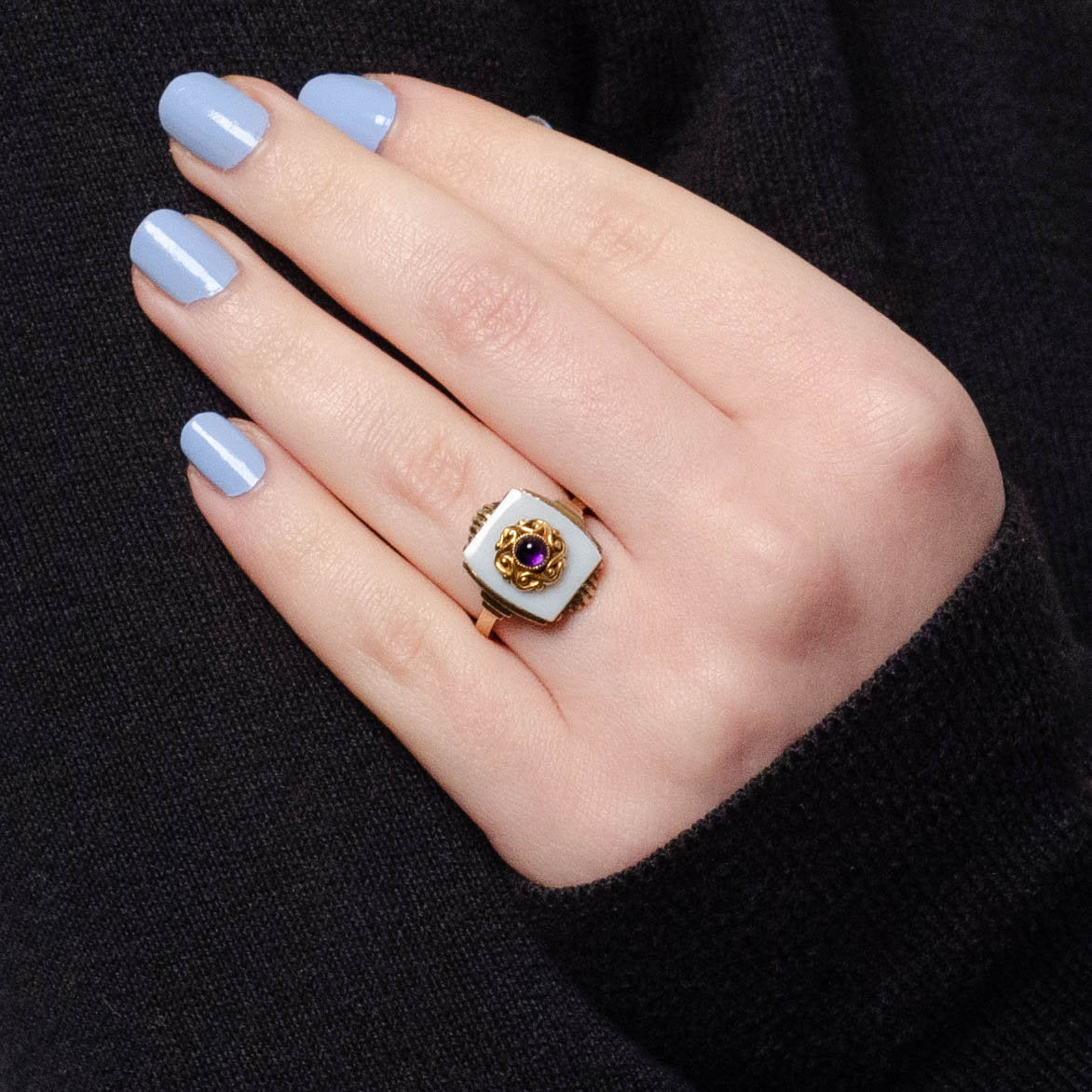Vintage Amethyst and Agate Ring of 10k Gold - Trademark Antiques