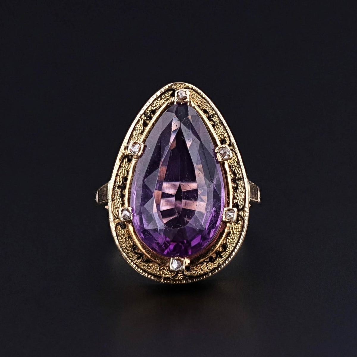 Vintage Amethyst &amp; Diamond Ring of 18k Gold - Trademark Antiques