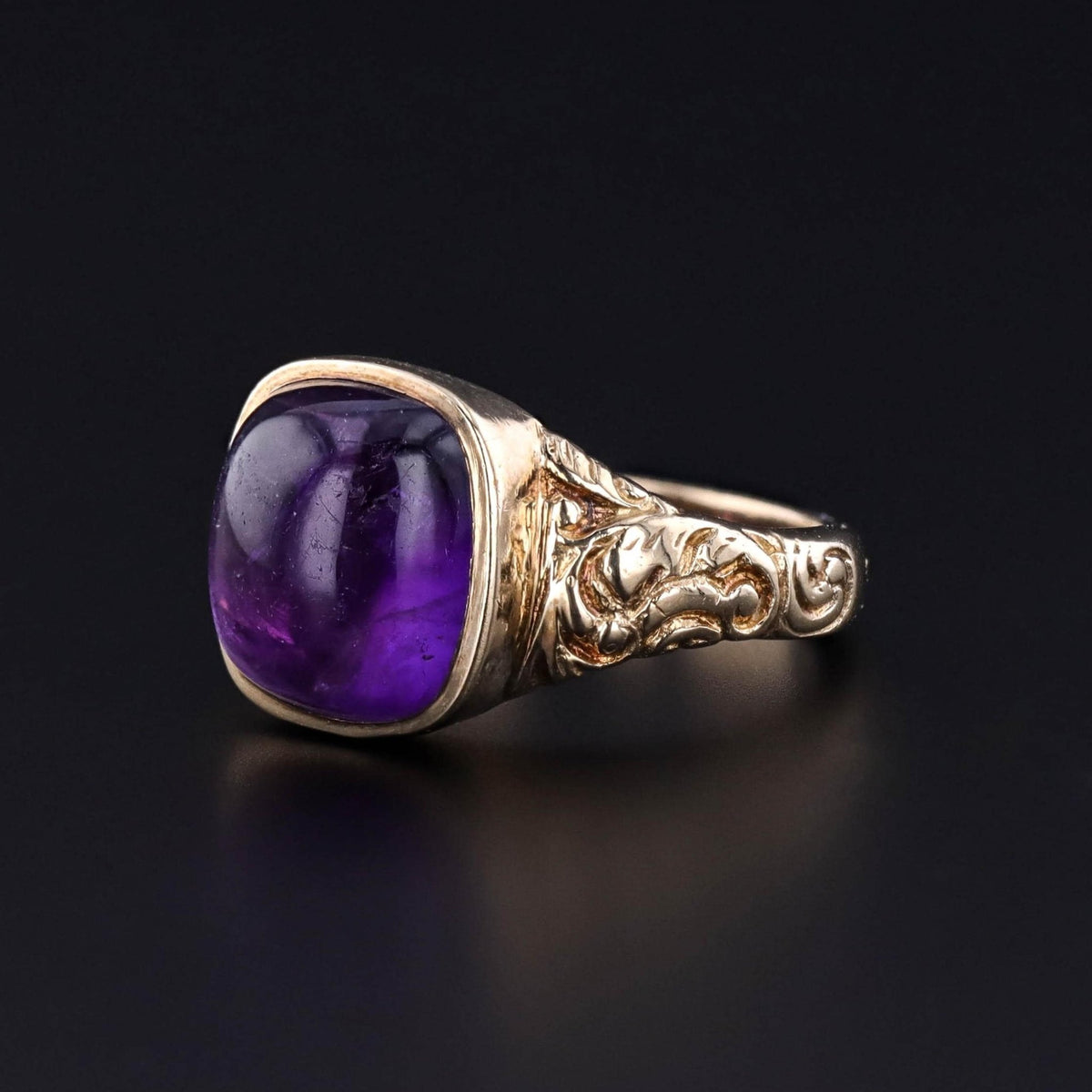 Vintage Amethyst Ring of 9ct Gold - Trademark Antiques