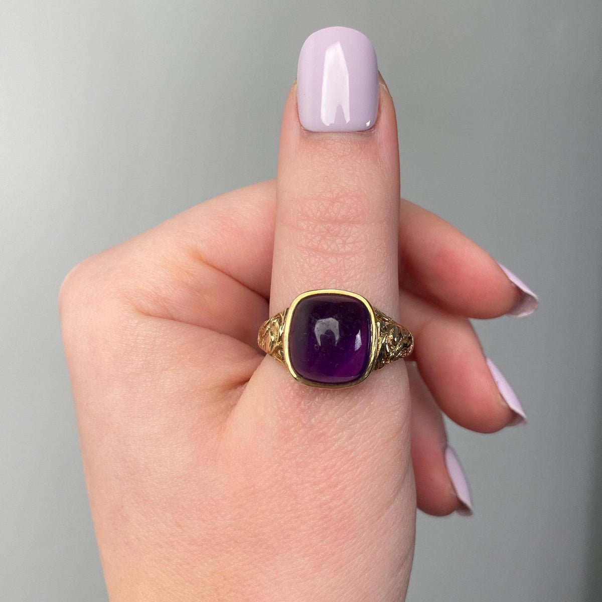 Vintage Amethyst Ring of 9ct Gold - Trademark Antiques