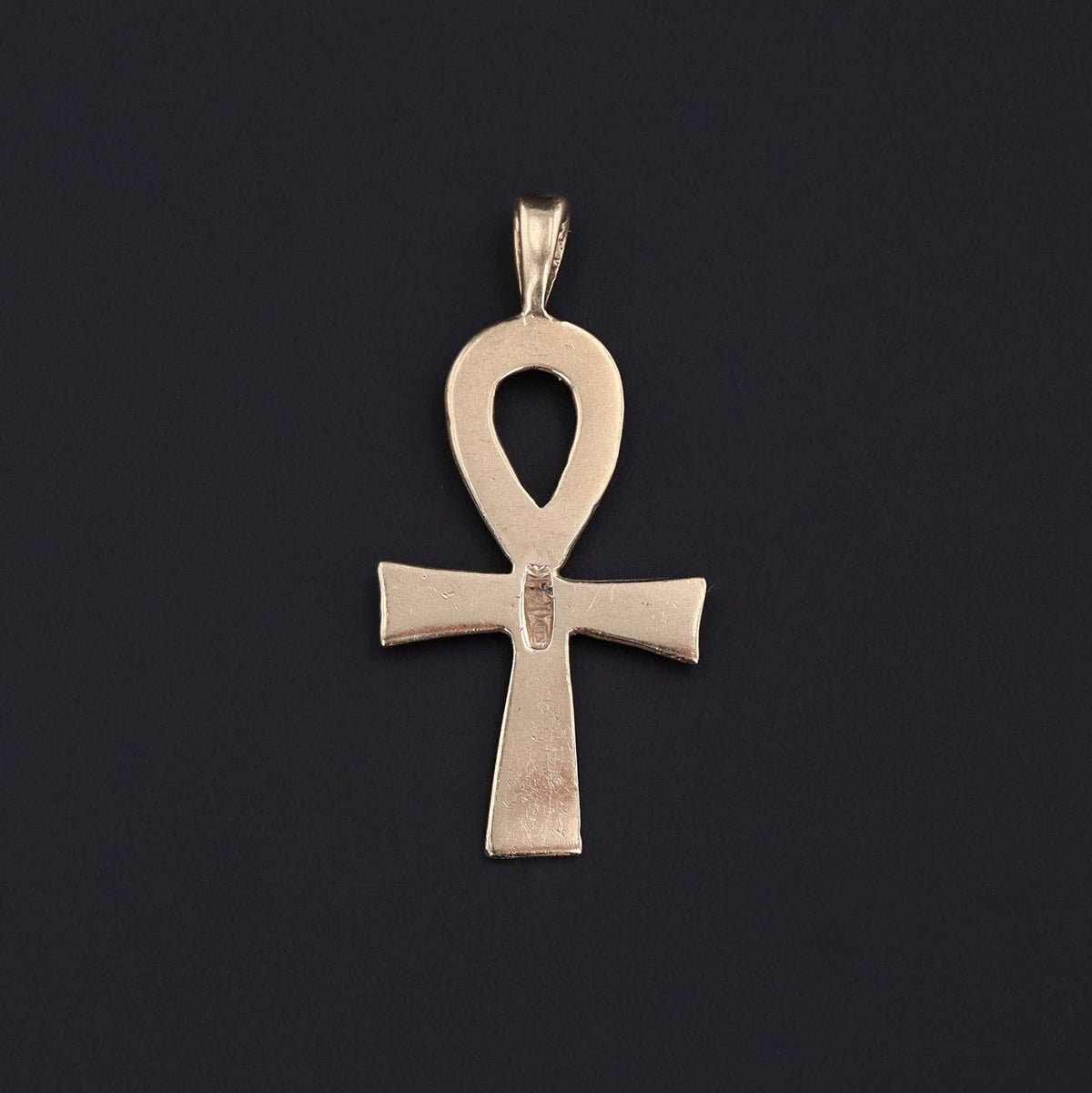 Vintage Ankh Pendant of 14k Gold - Trademark Antiques