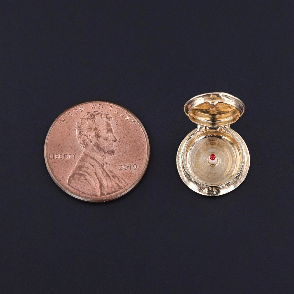 Vintage Anniversary Moveable Cake Charm of 14k Gold - Trademark Antiques