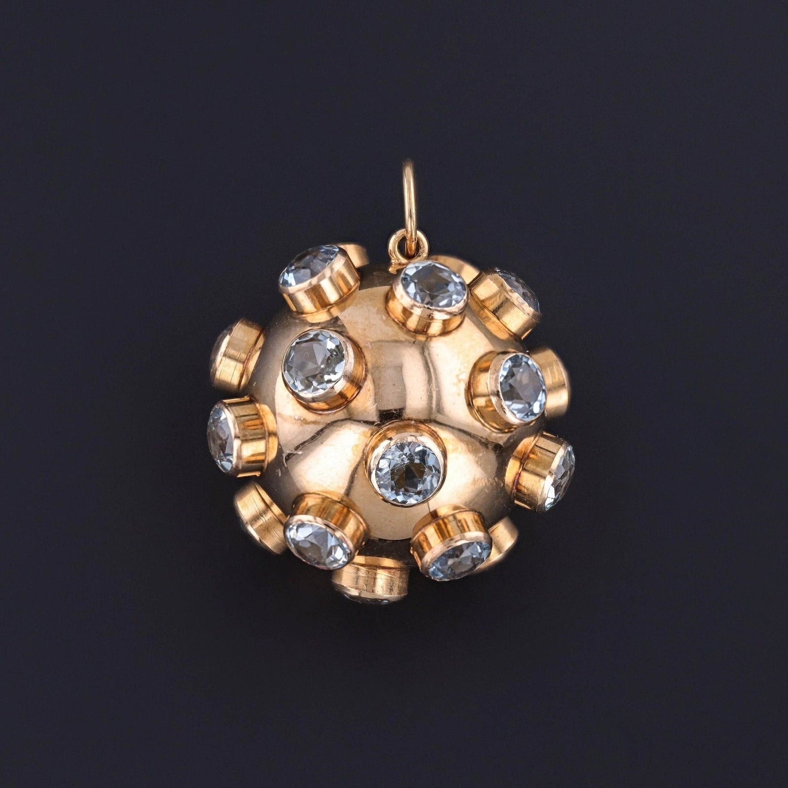 Vintage Aquamarine Sputnik Pendant of 18k Gold - Trademark Antiques