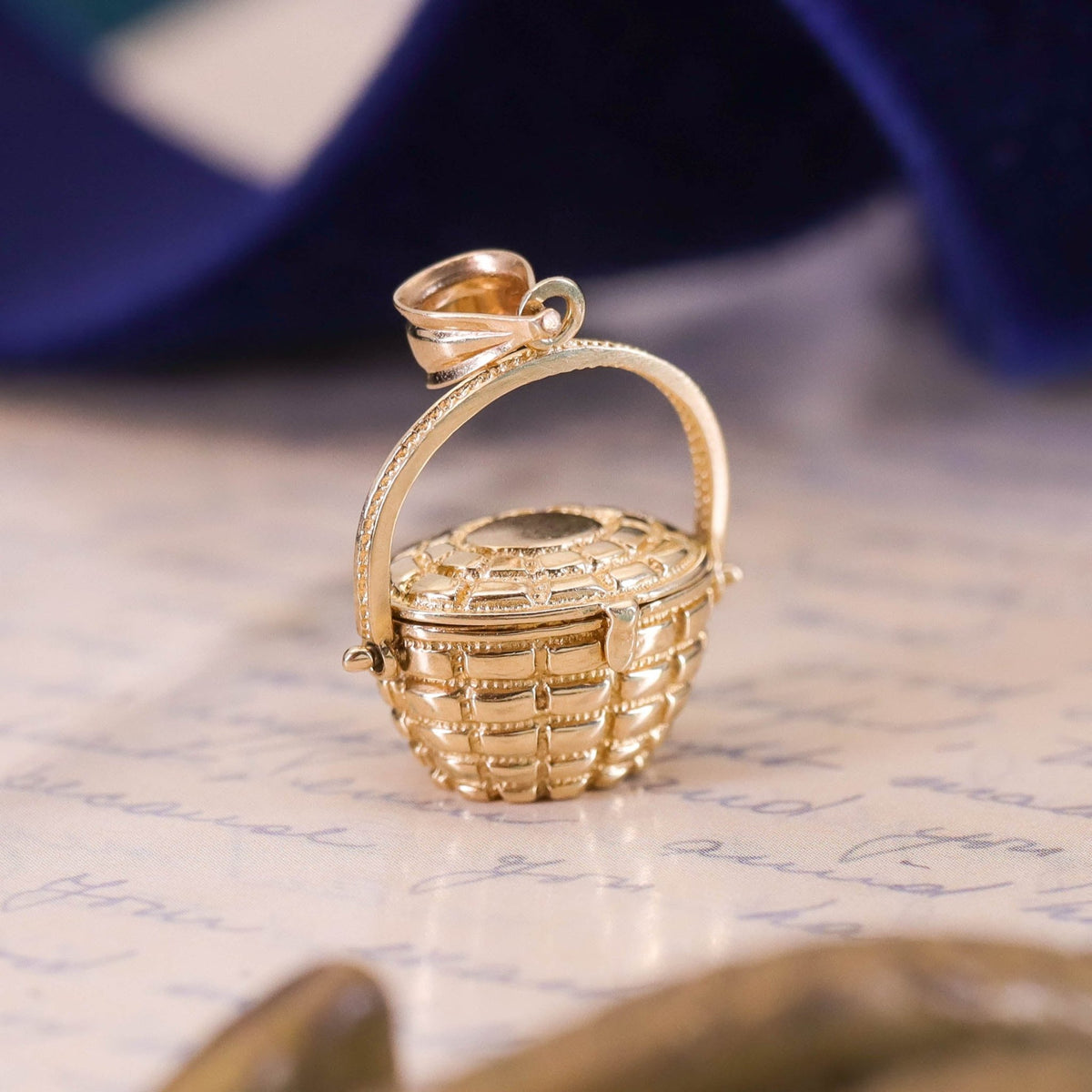 Vintage Basket Pendant of 14k Gold - Trademark Antiques