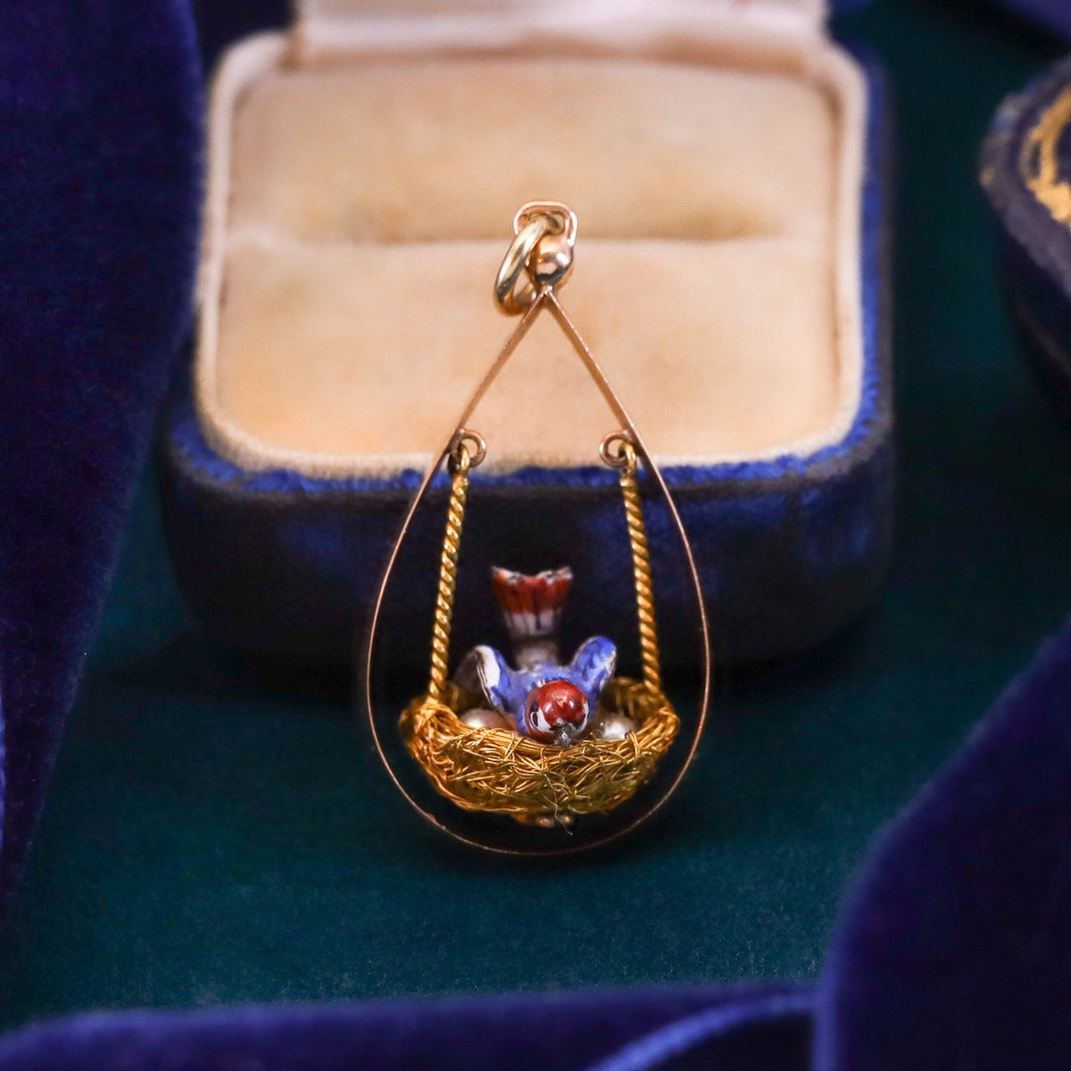 Vintage Bird Nest Pendant of 18k Gold - Trademark Antiques