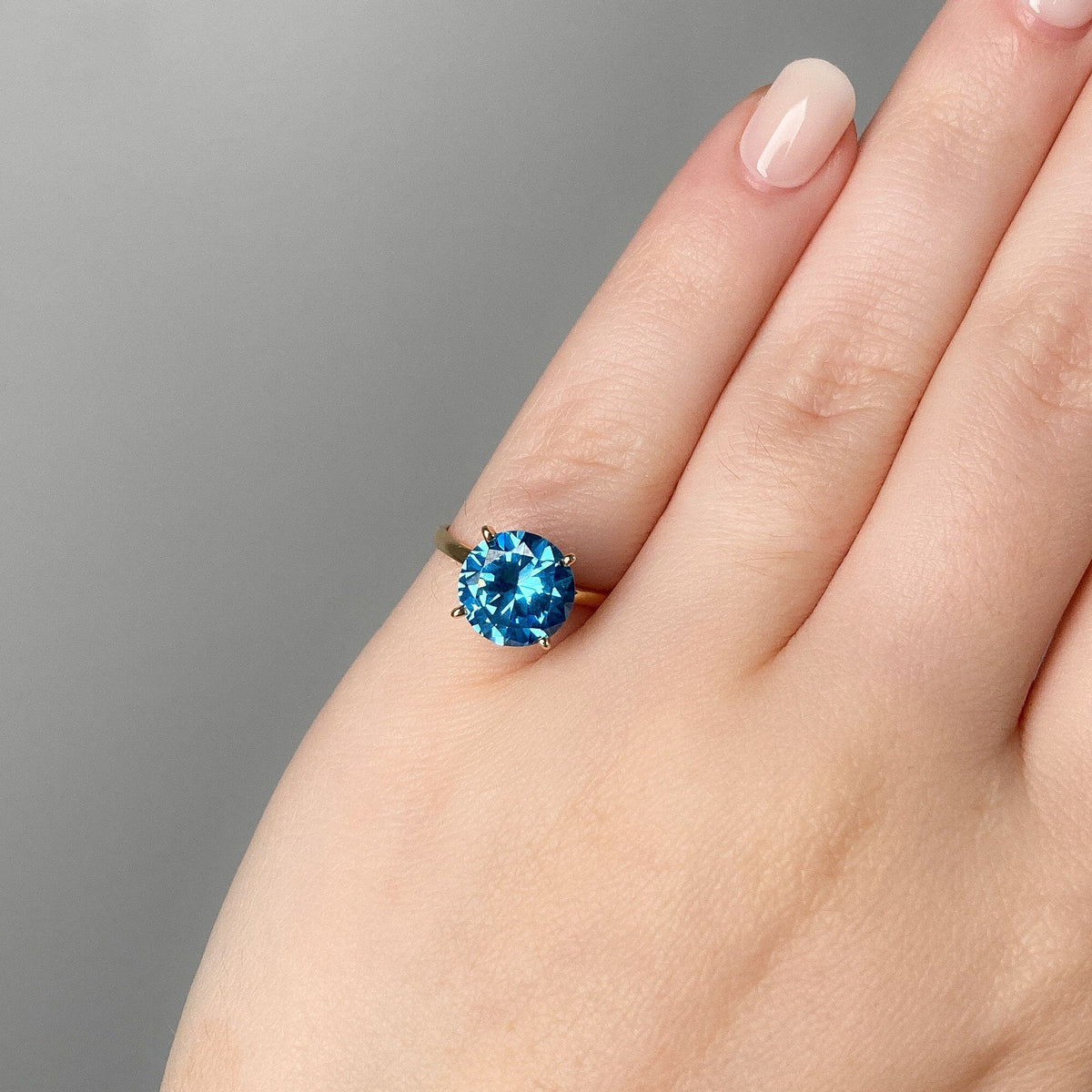 Vintage Blue Cubic Zirconia Ring of 14k Gold - Trademark Antiques