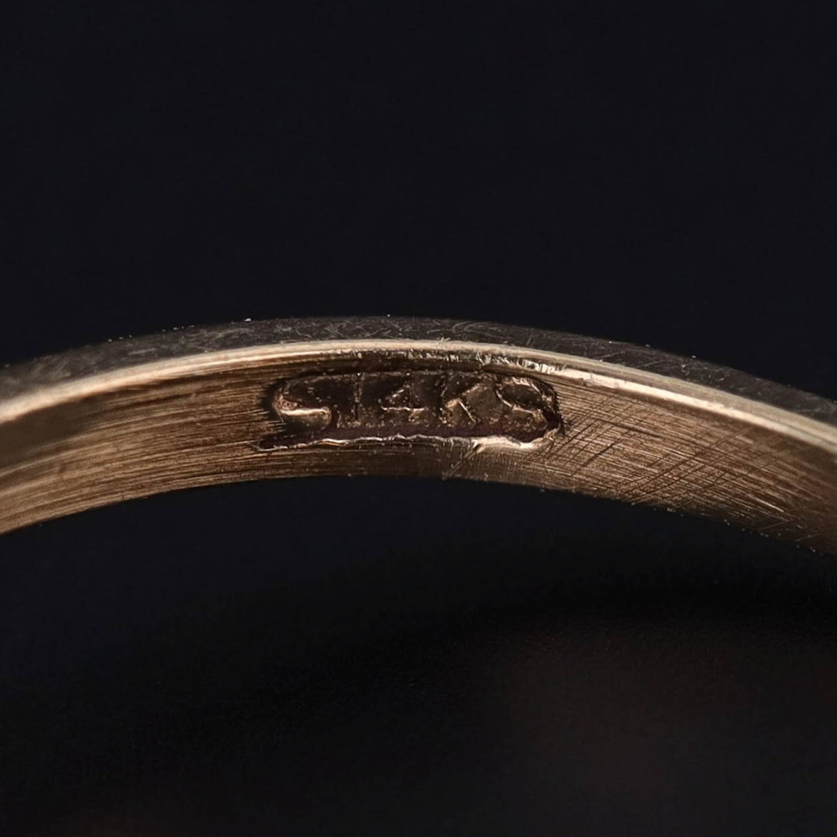 Vintage Blue Cubic Zirconia Ring of 14k Gold - Trademark Antiques