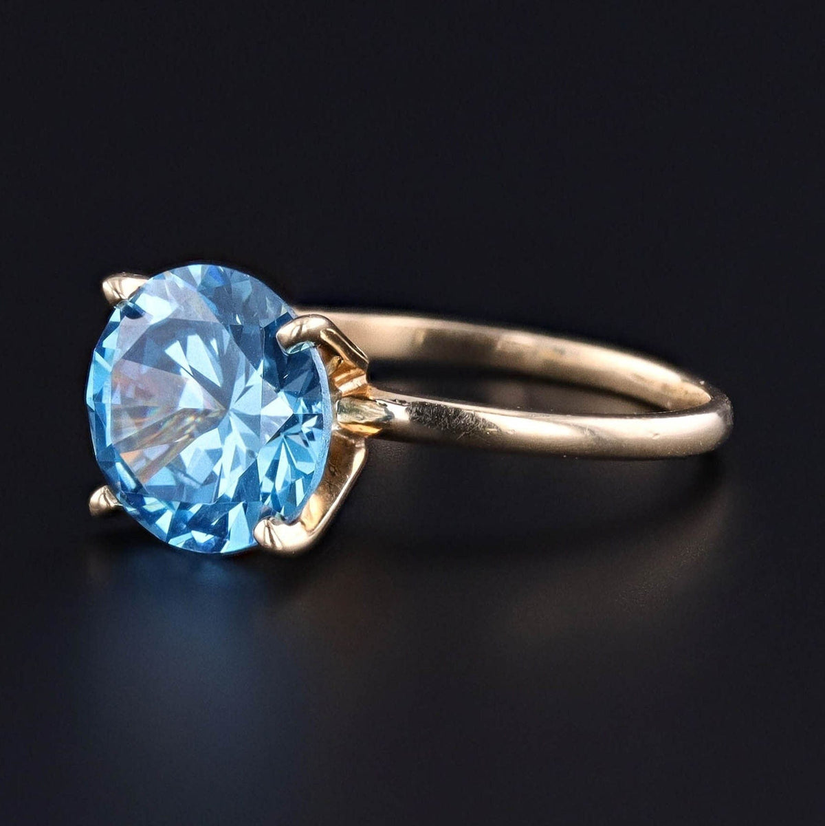 Vintage Blue Cubic Zirconia Ring of 14k Gold - Trademark Antiques
