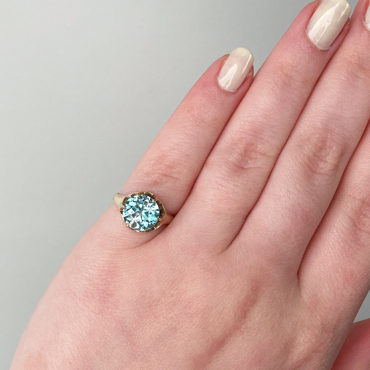 Vintage Blue Zircon Ring of 14k Gold - Trademark Antiques