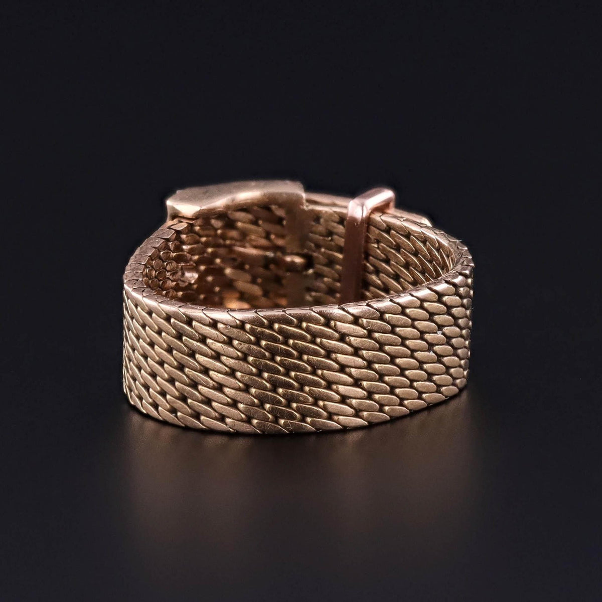 Vintage Buckle Ring of 18k Gold - Trademark Antiques