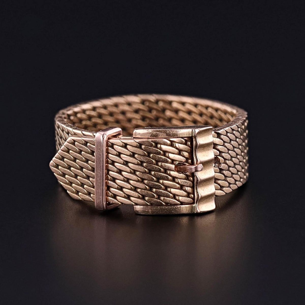 Vintage Buckle Ring of 18k Gold - Trademark Antiques