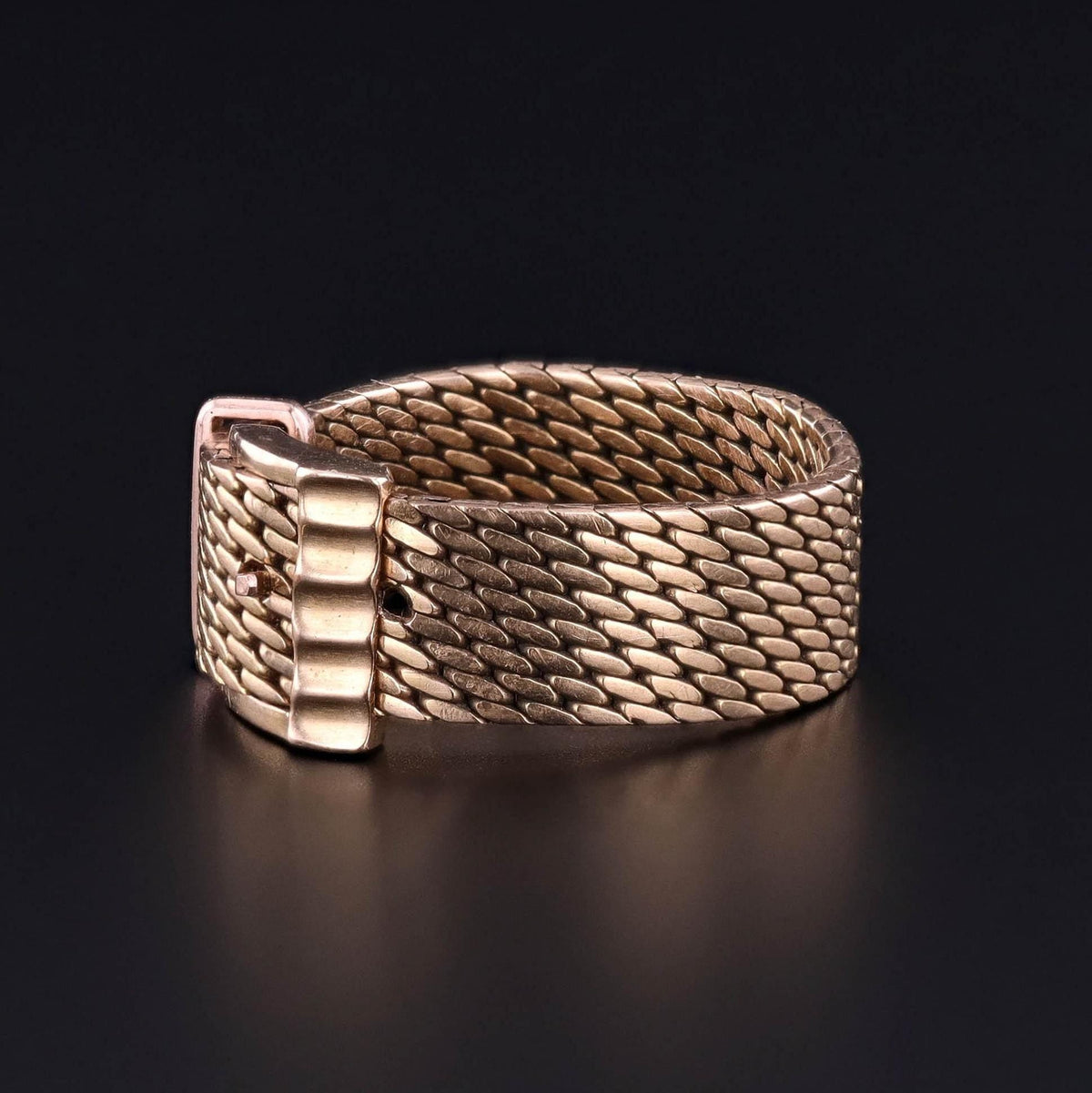 Vintage Buckle Ring of 18k Gold - Trademark Antiques