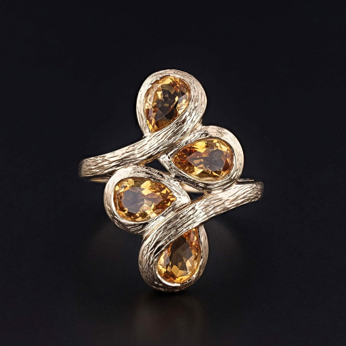 Vintage Citrine Ring of 14k Gold - Trademark Antiques