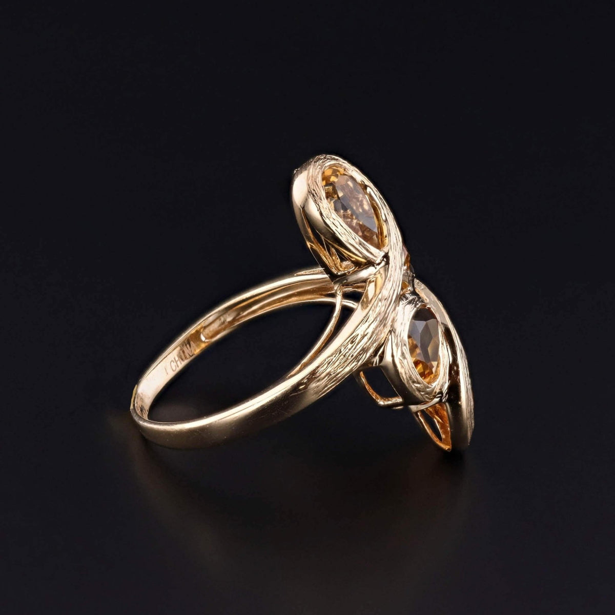 Vintage Citrine Ring of 14k Gold - Trademark Antiques