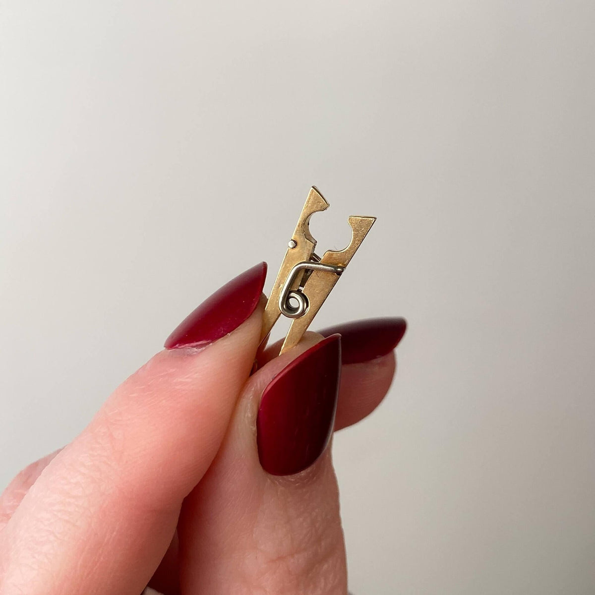 Vintage Clothes Pin Charm of 14k Gold - Trademark Antiques