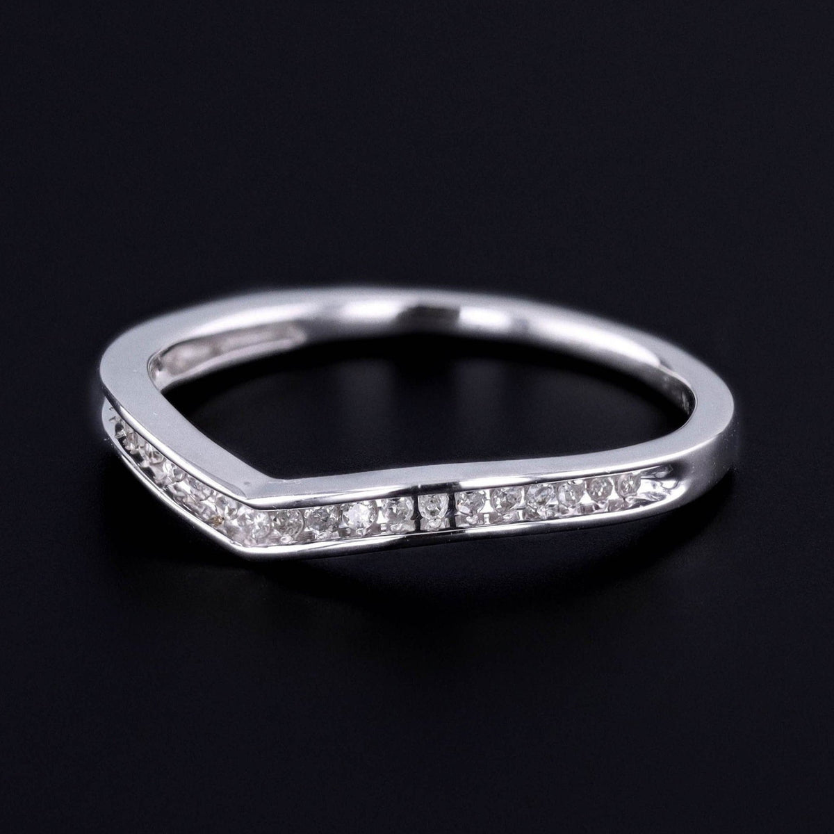 Vintage Diamond Chevron Band of 10k White Gold - Trademark Antiques