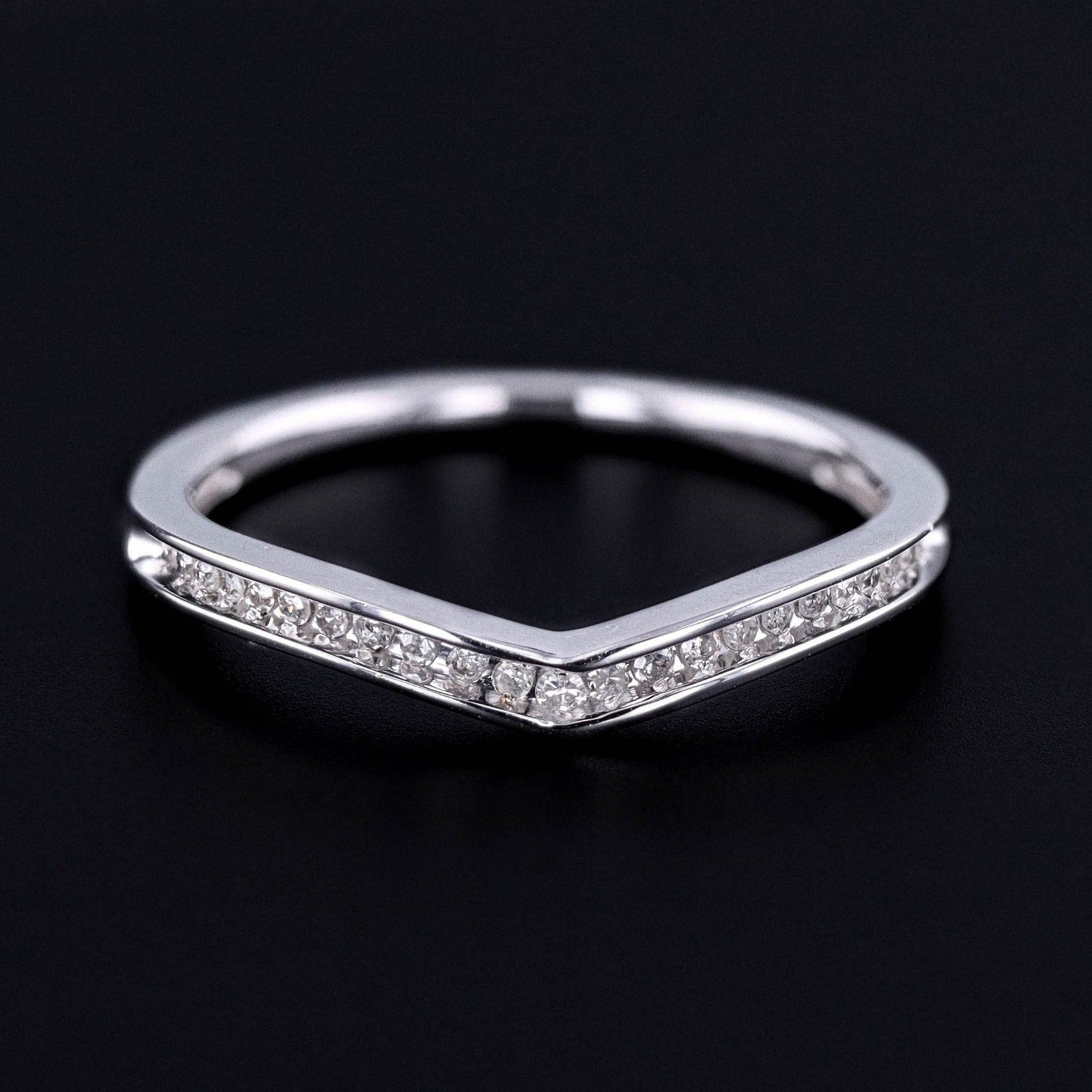 Vintage Diamond Chevron Band of 10k White Gold - Trademark Antiques