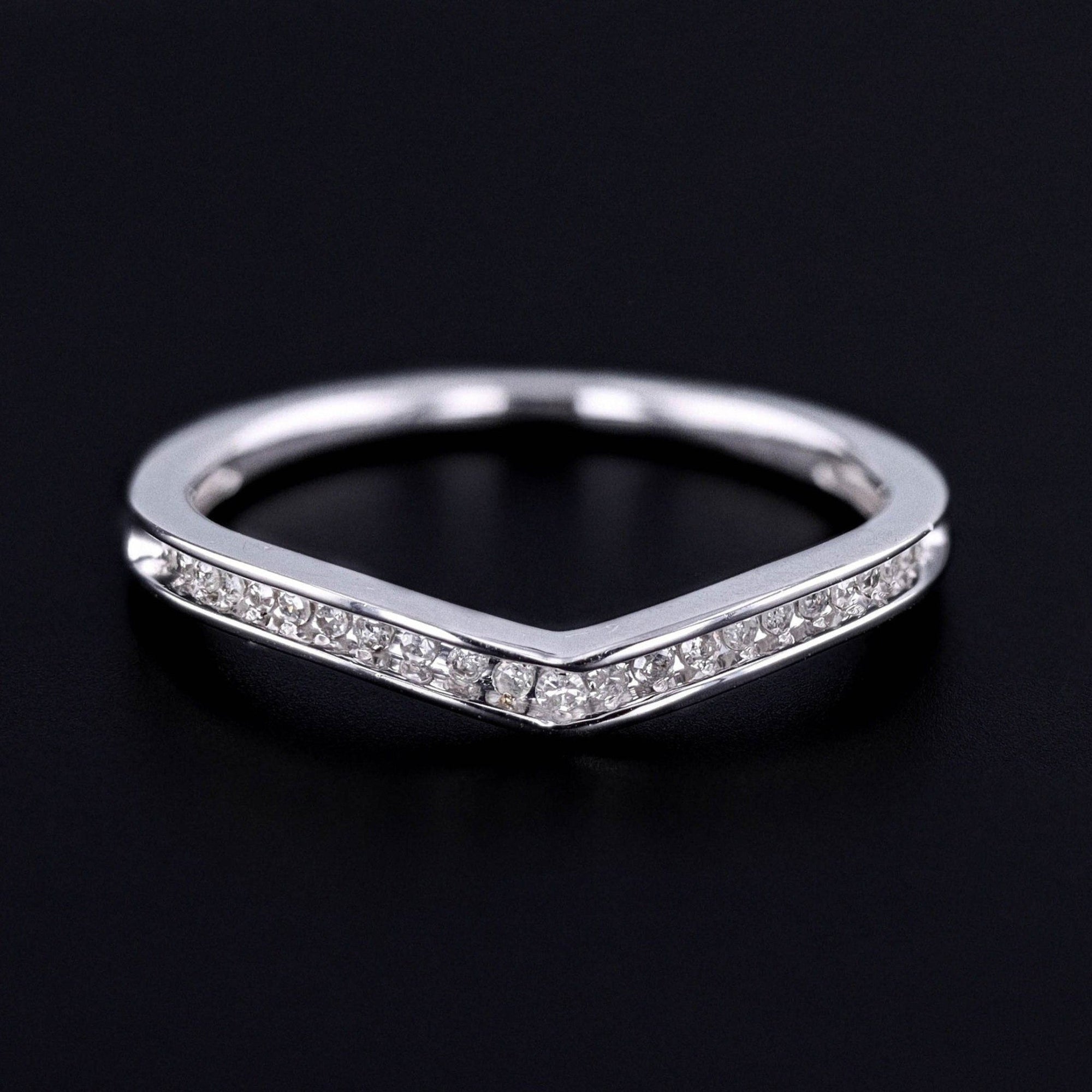 Vintage Diamond Chevron Band of 10k White Gold - Trademark Antiques