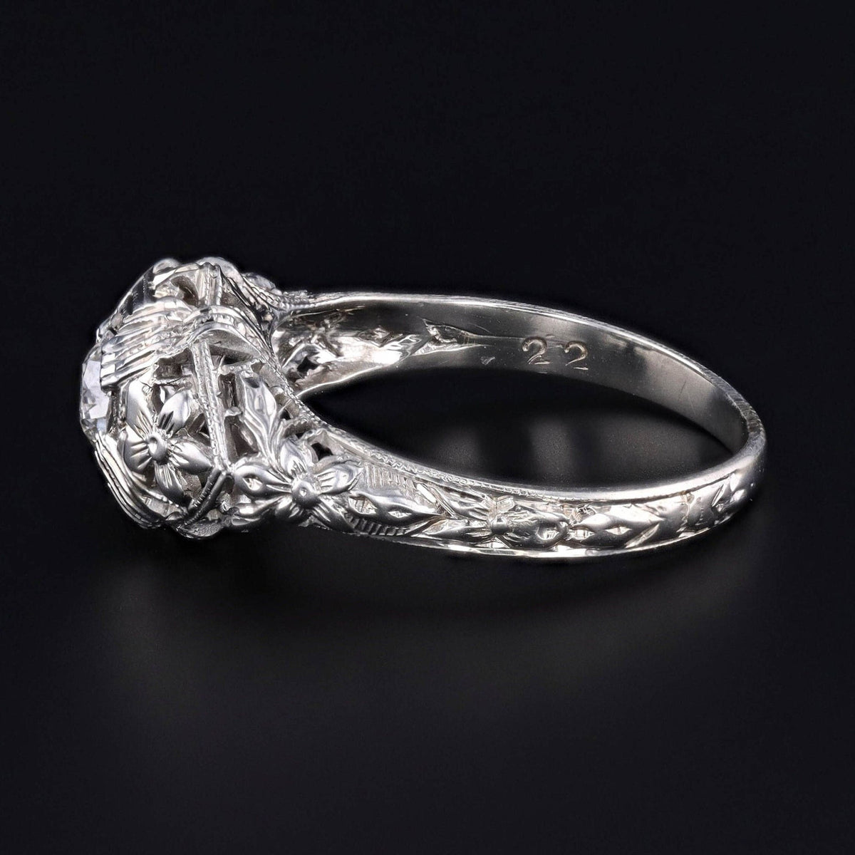 Vintage Diamond Engagement Ring of 18k White Gold - Trademark Antiques