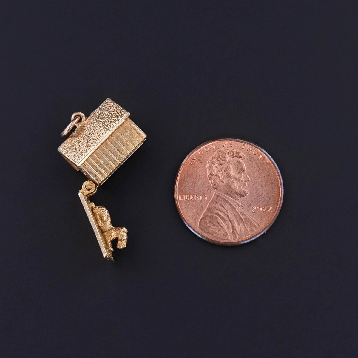 Vintage Doghouse Charm of 9ct Gold - Trademark Antiques