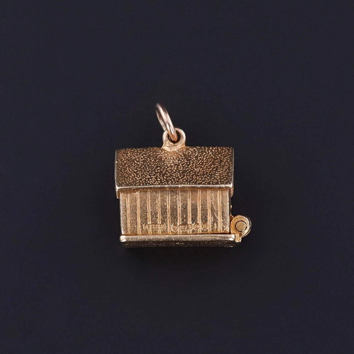 Vintage Doghouse Charm of 9ct Gold - Trademark Antiques