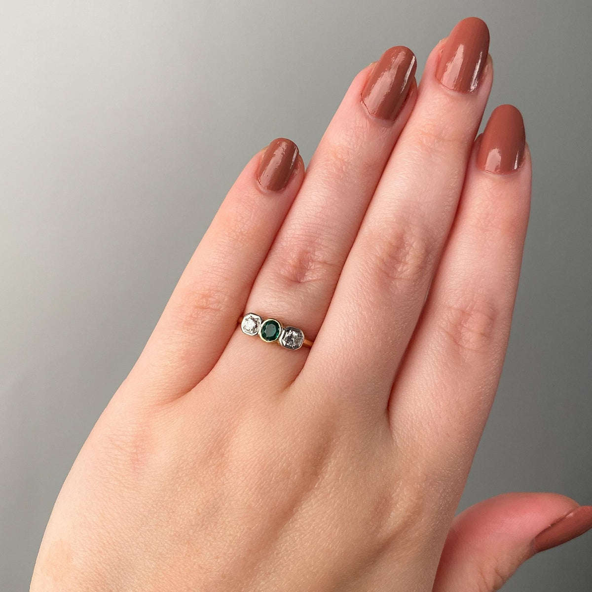 Vintage Emerald and Diamond Ring of 14k Gold - Trademark Antiques