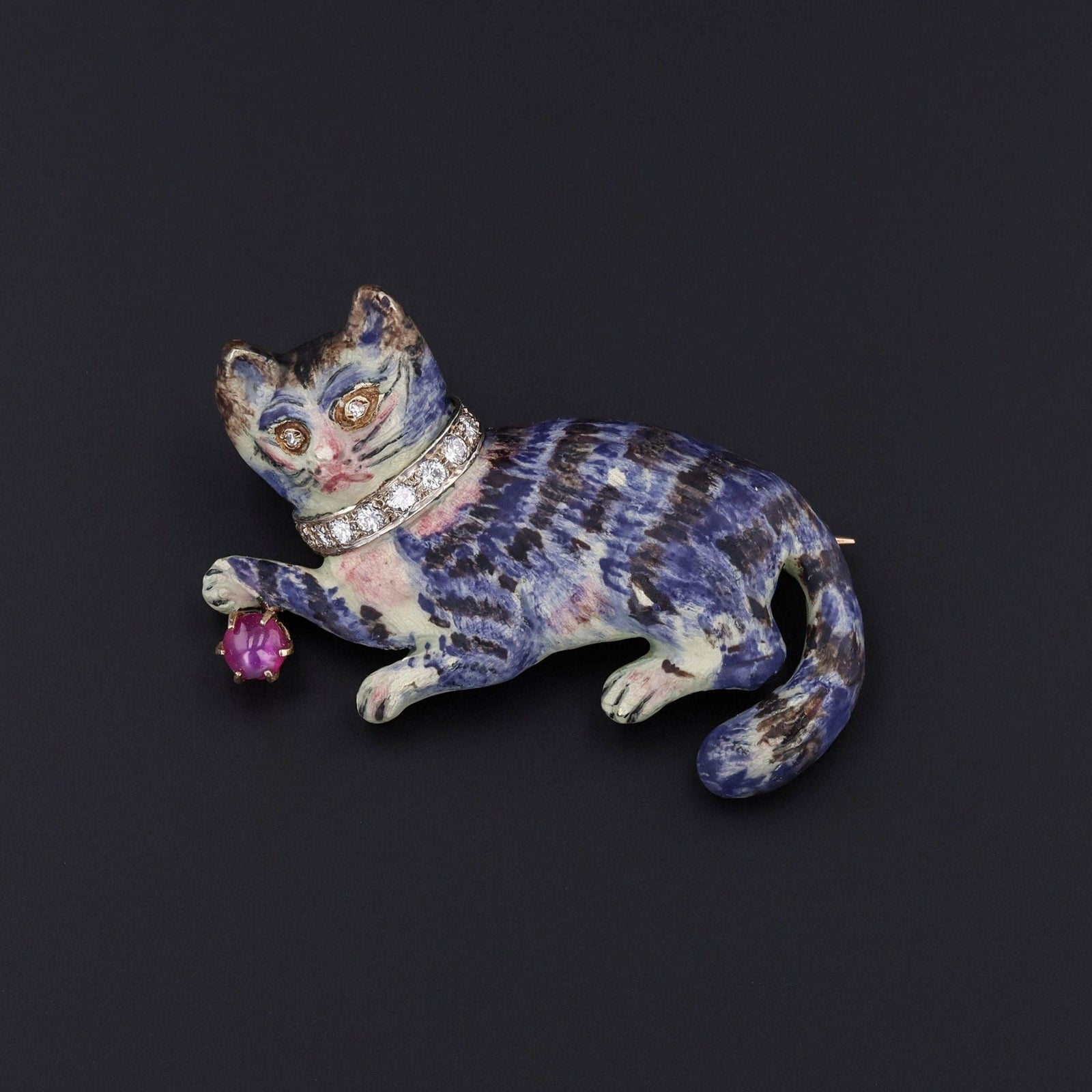 Vintage Enamel Cat Brooch of 14k Gold - Trademark Antiques