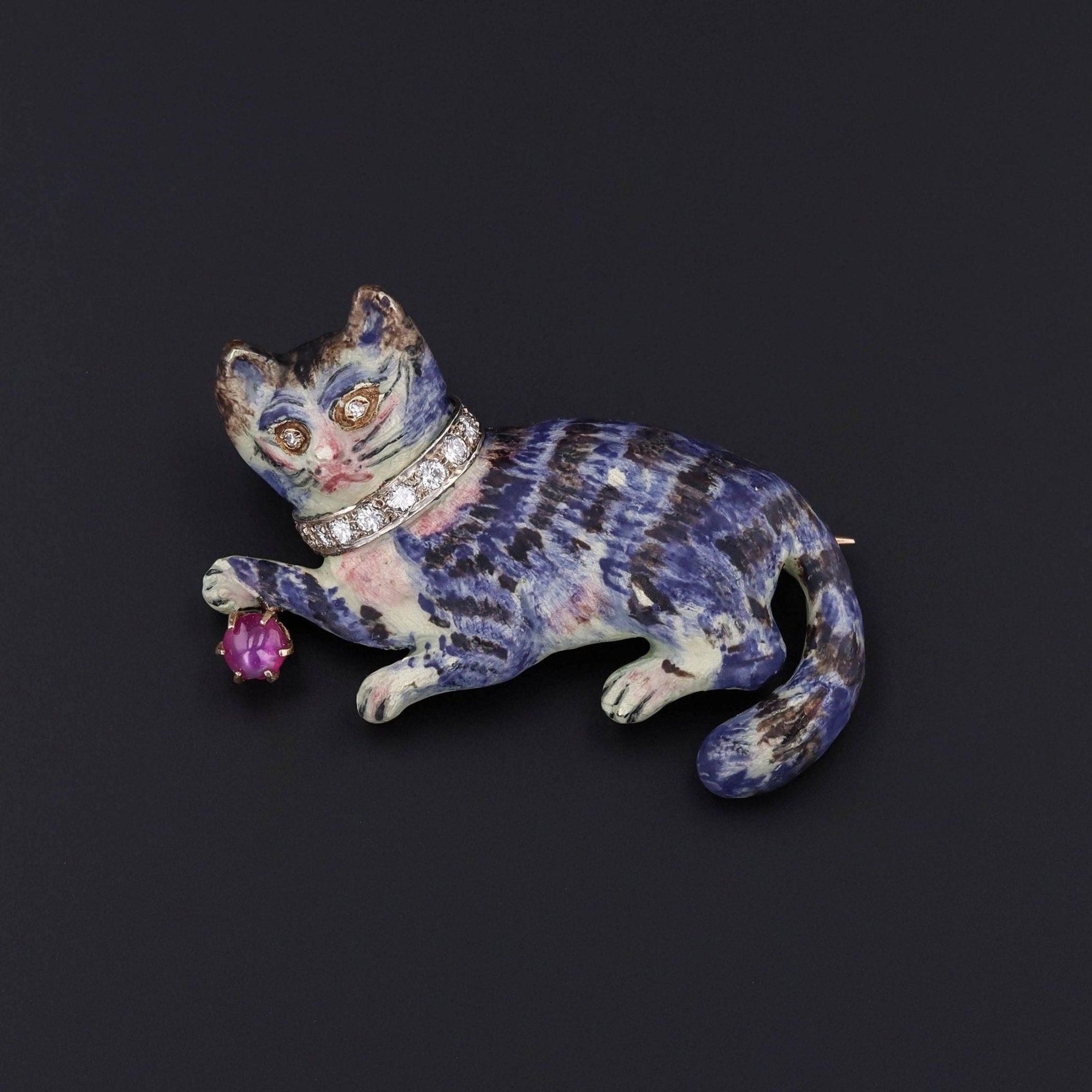 Vintage Enamel Cat Brooch of 14k Gold - Trademark Antiques