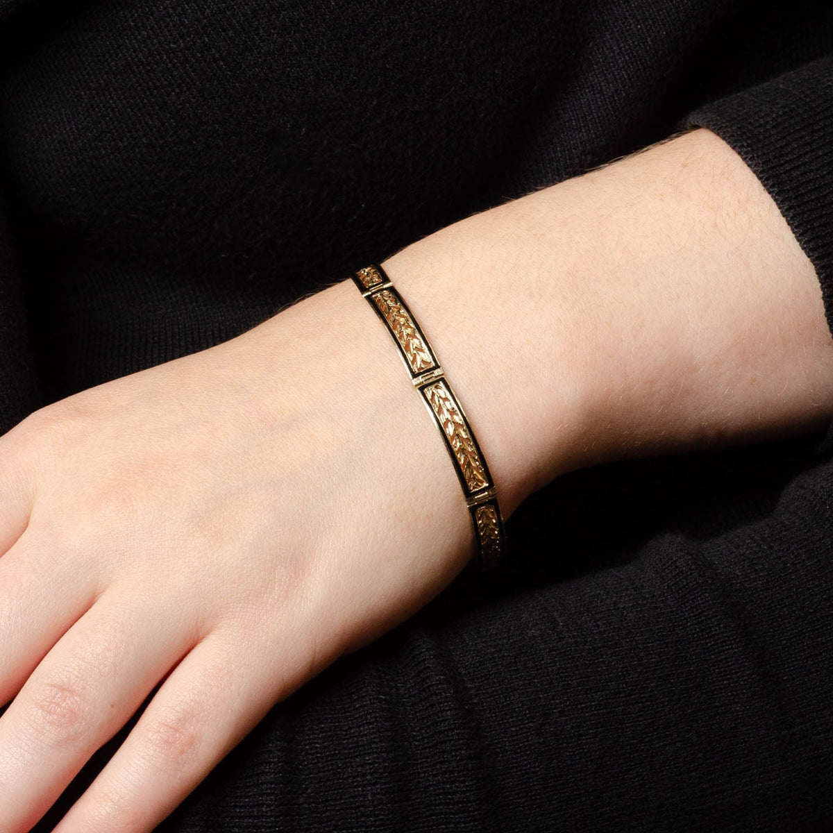 Vintage Enamel Chevron Bracelet of 14k Gold - Trademark Antiques