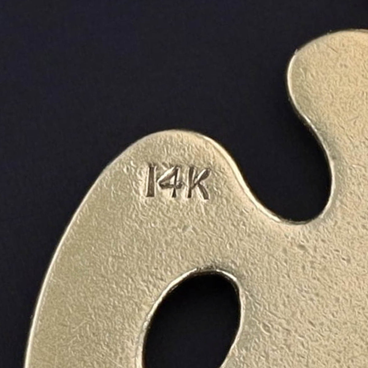 Vintage Enamel Painter&#39;s Palette Charm of 14k Gold - Trademark Antiques