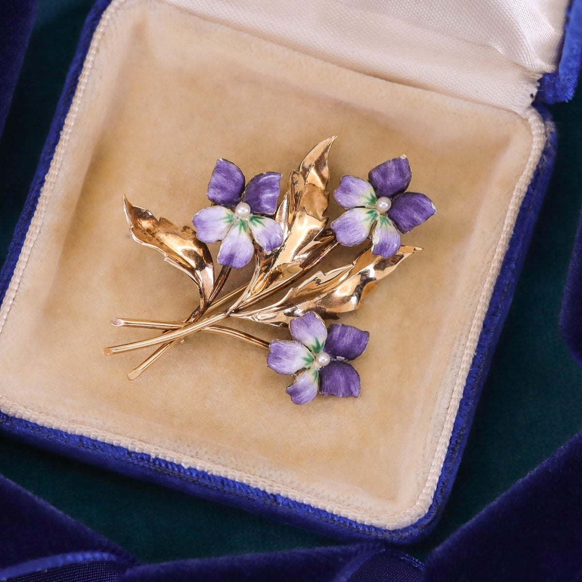 Vintage Enamel Violet Brooch of 14k Gold - Trademark Antiques