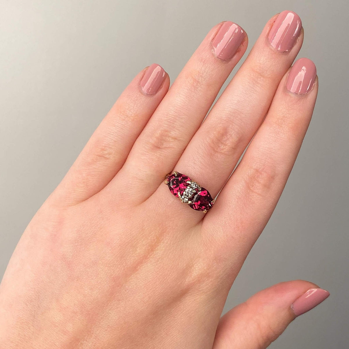 Vintage Garnet Heart Ring of 14k Gold - Trademark Antiques