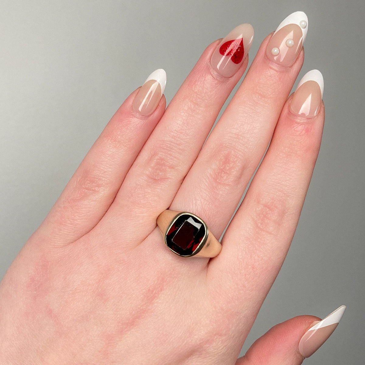 Vintage Garnet Ring of 14k Gold - Trademark Antiques