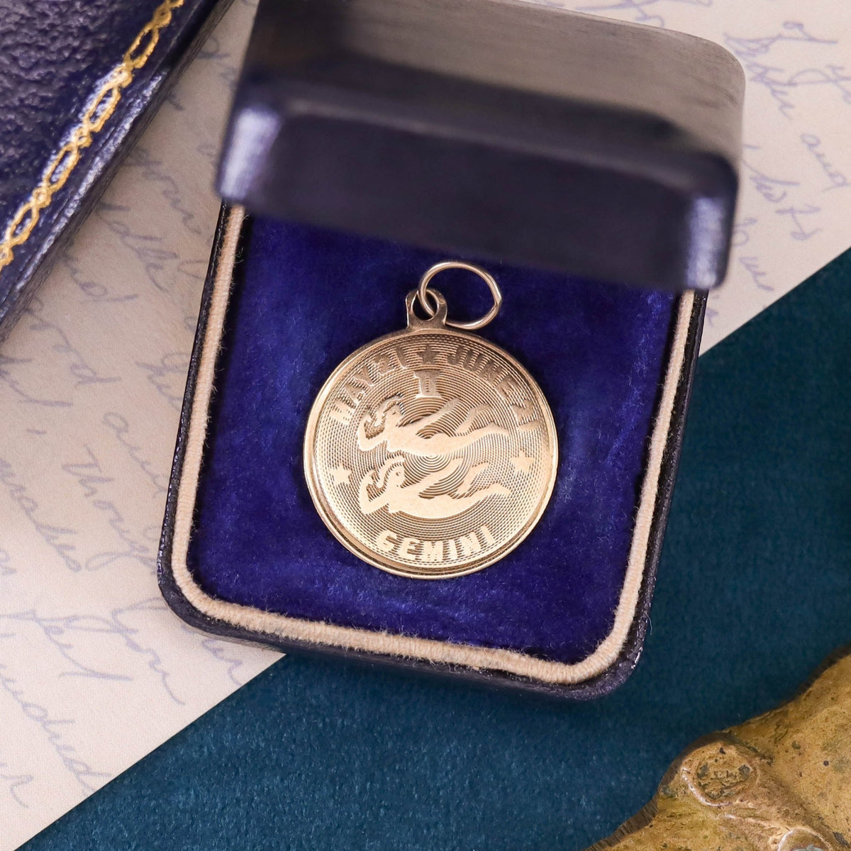 Vintage Gemini Pendant of 14k Gold - Trademark Antiques