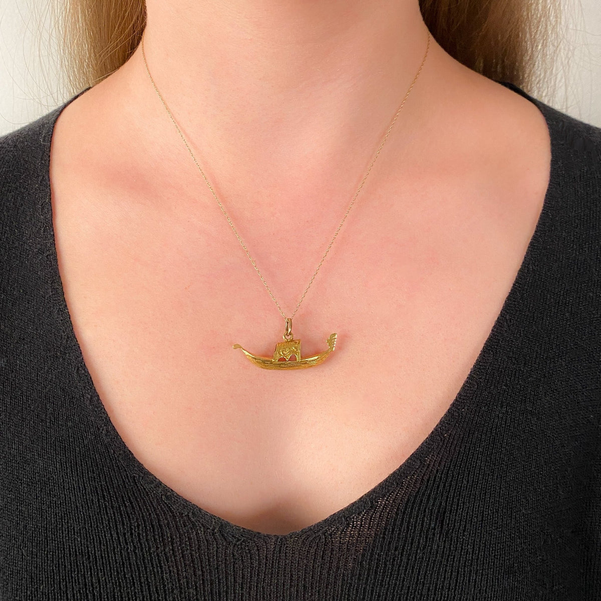 Vintage Gondola Charm of 18k Gold - Trademark Antiques