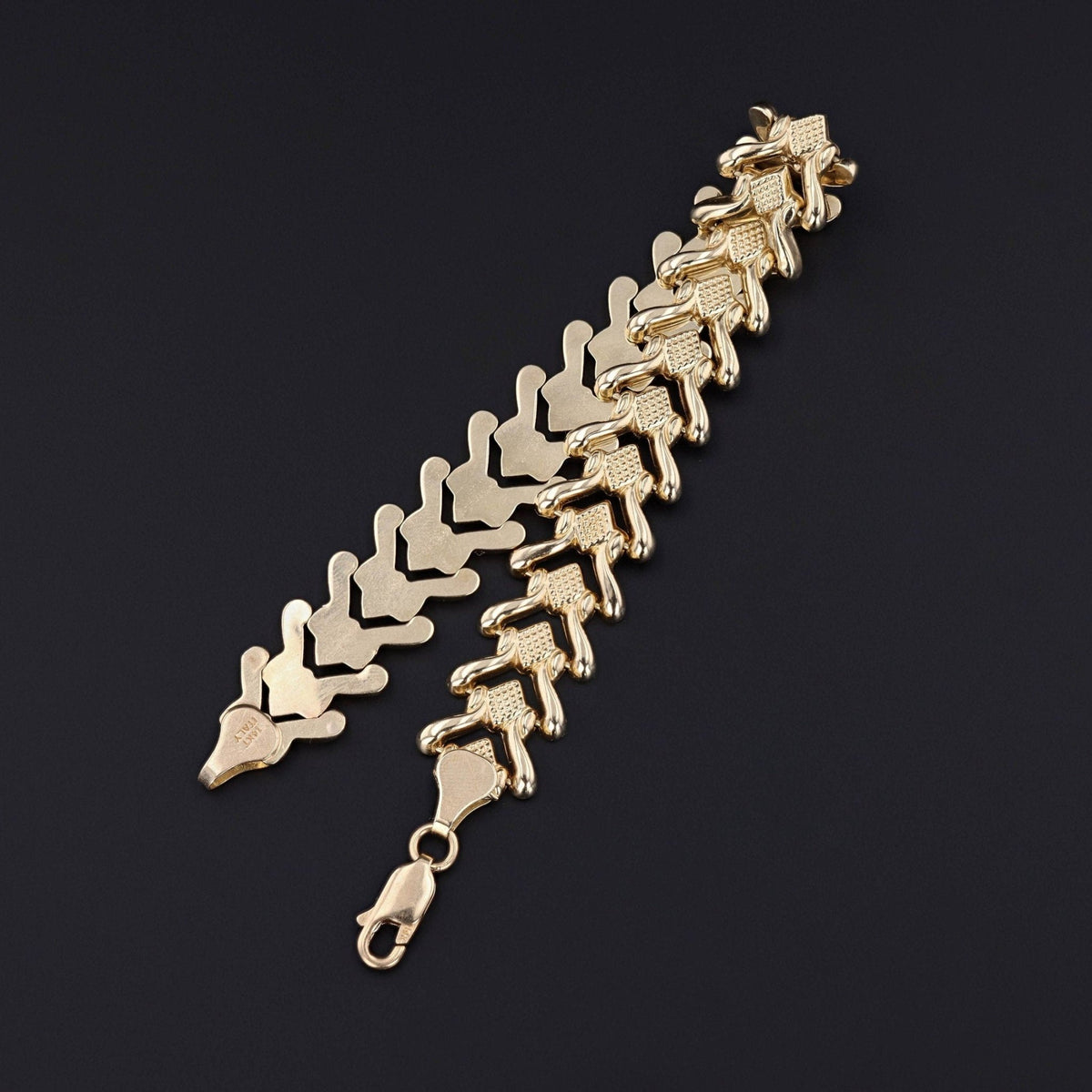 Vintage Link Bracelet of 14k Gold - Trademark Antiques