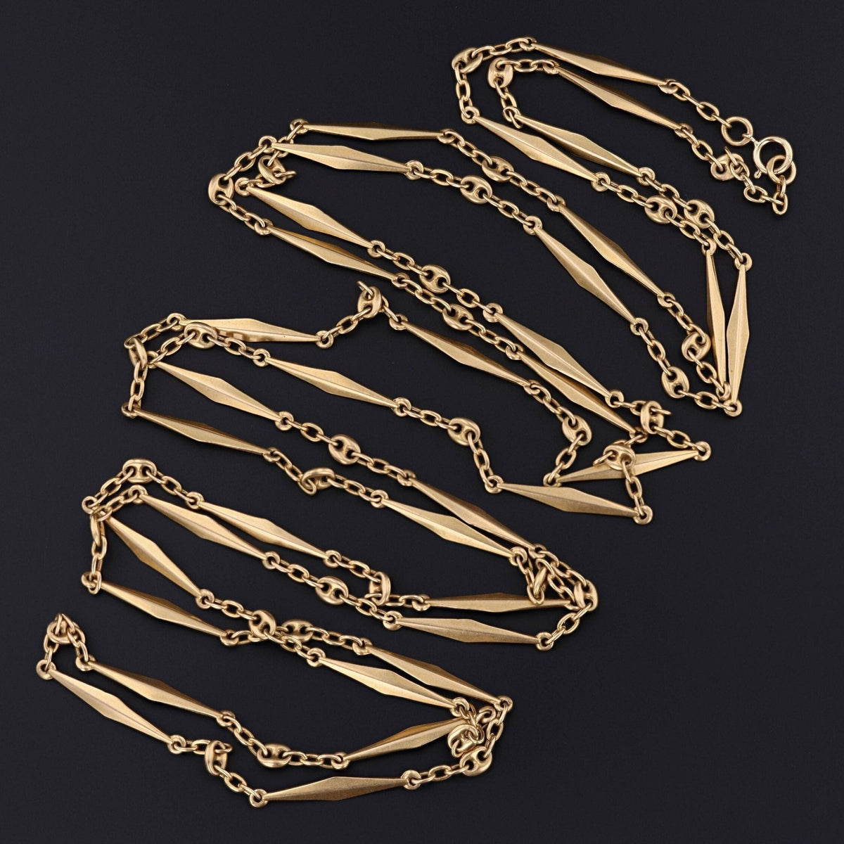 Vintage Long Chain Necklace of 18k Gold - Trademark Antiques