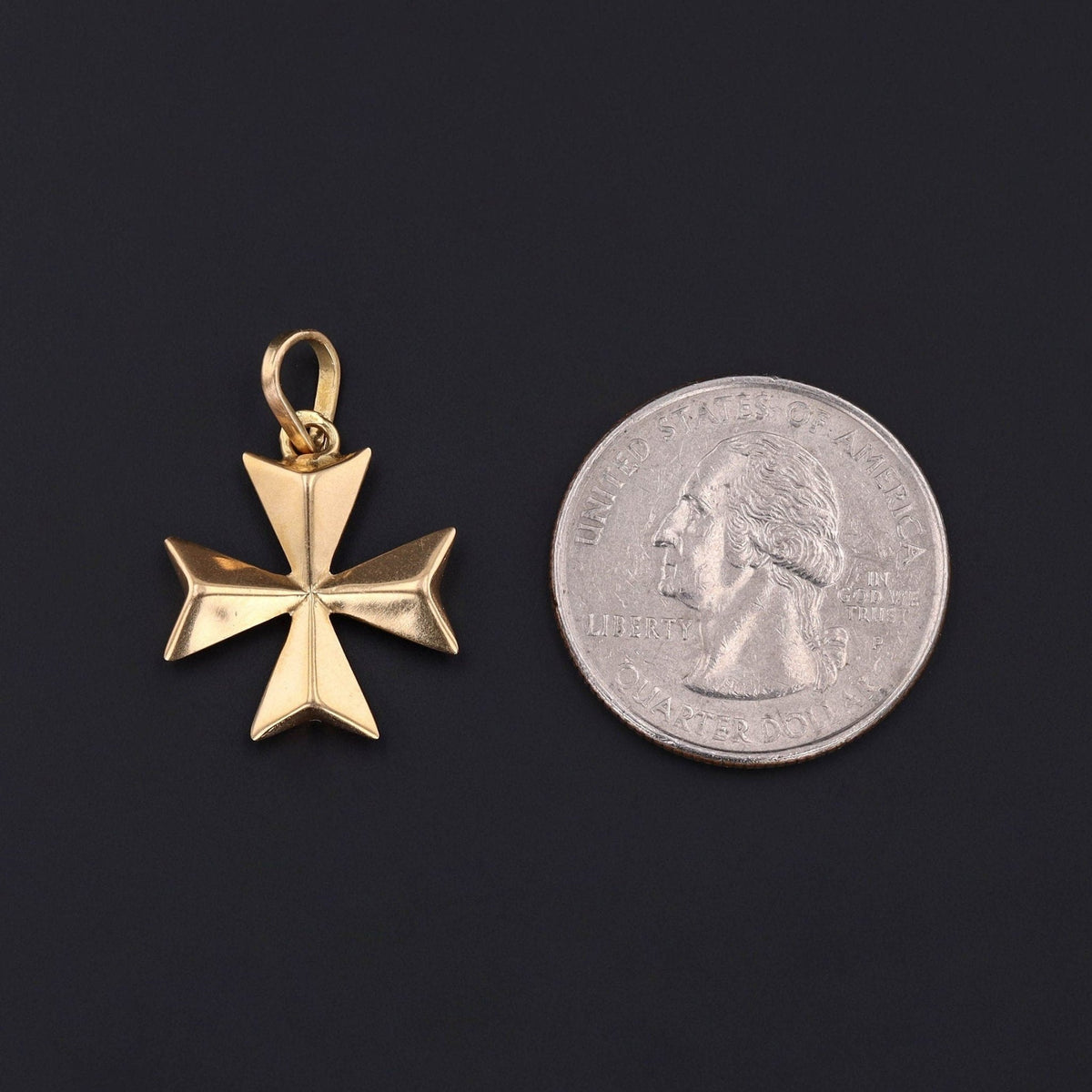 Vintage Maltese Cross Pendant of 18k Gold - Trademark Antiques