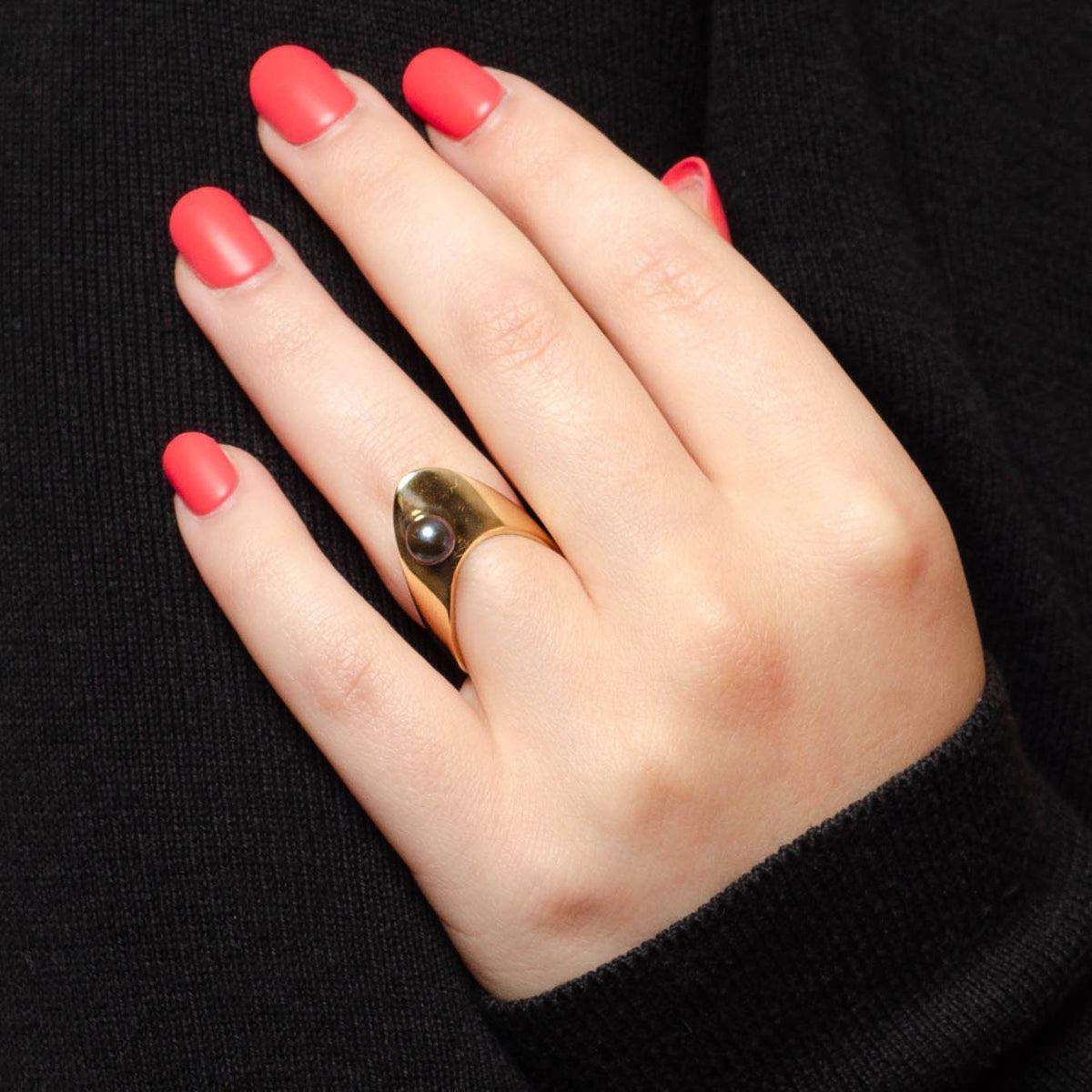 Vintage Modernist Black Pearl Ring of 14k Gold - Trademark Antiques