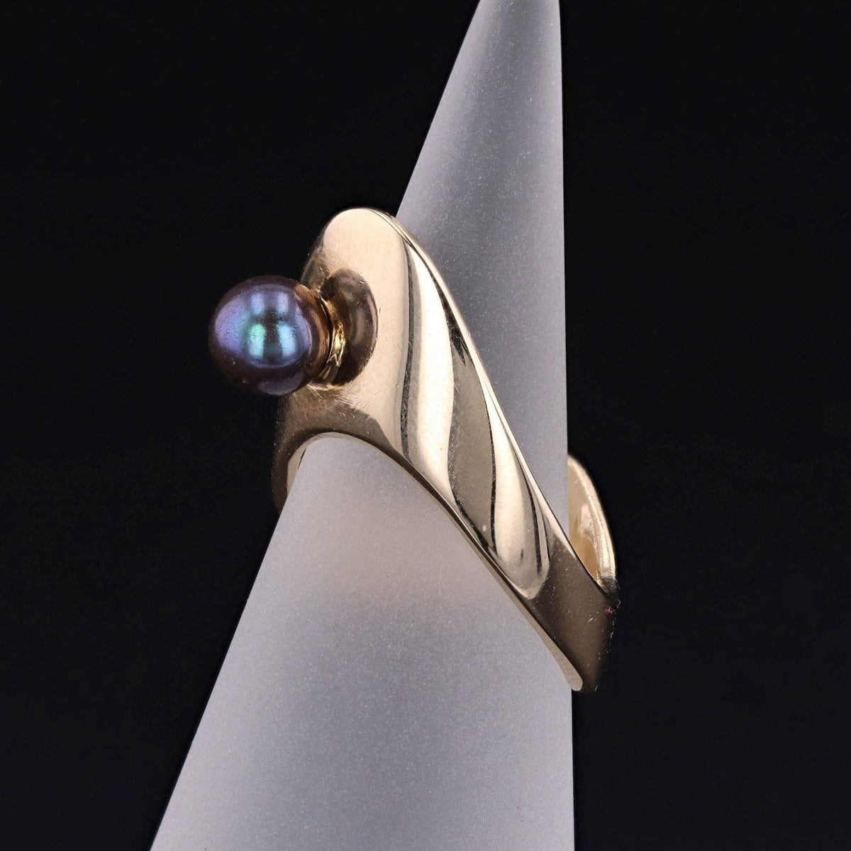Vintage Modernist Black Pearl Ring of 14k Gold - Trademark Antiques